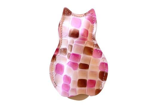<img class='new_mark_img1' src='//img.shop-pro.jp/img/new/icons1.gif' style='border:none;display:inline;margin:0px;padding:0px;width:auto;' />【猫グッズ】猫のうしろすがたをしたキーケース限定カラー 「ステンド」クアトロガッツ