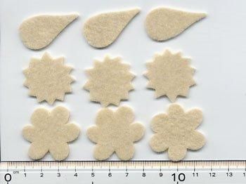 フェルトパーツ 薄いベージュ　D05【型抜き・カット済み】 厚さ約2mm 　