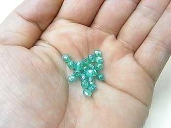 DX4mm カットビーズ col.7オーロラ緑色 （リハビリ手芸に最適）