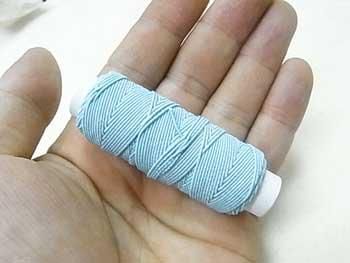 金天馬 ゴムカタン糸 水色 ゴムシャーリングやニットの伸び止めに