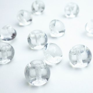 チェコのヴィンテージガラスボタン　無色透明の丸い形のボタン