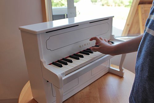 KAWAI 1152 ミニアップライトピアノ おもちゃ (ホワイト) 【カワイ 