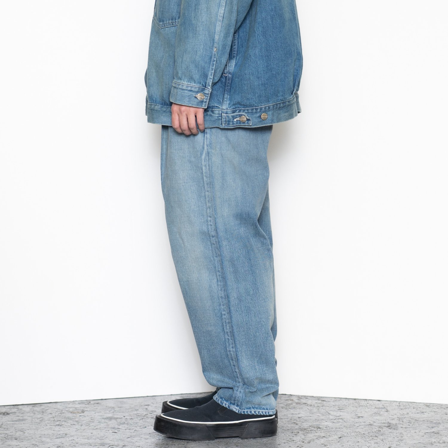 Graphpaper * Selvage Denim Two Tuck Tapered Pants * Light Fade
