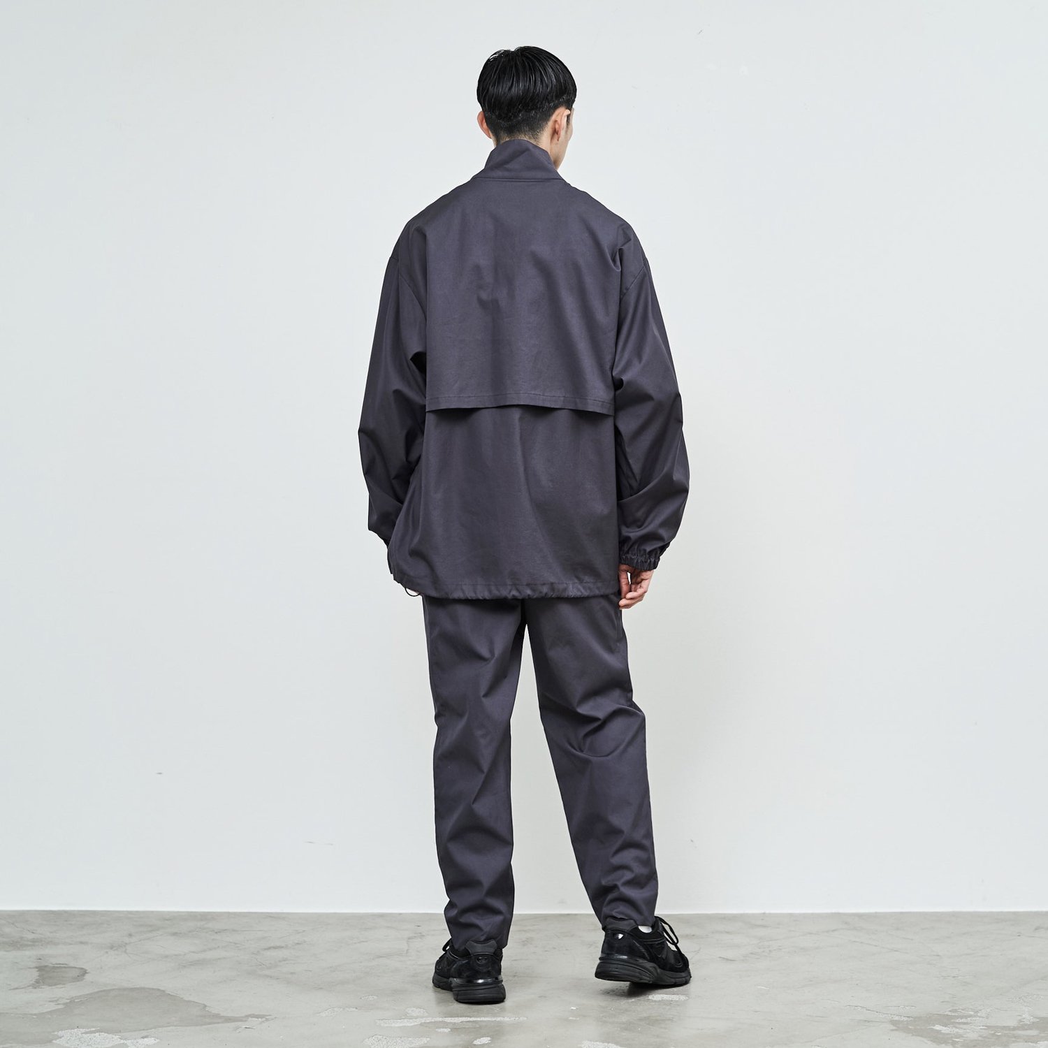 Graphpaper * Suvin Sharkskin Two Tuck Trousers(3色展開)