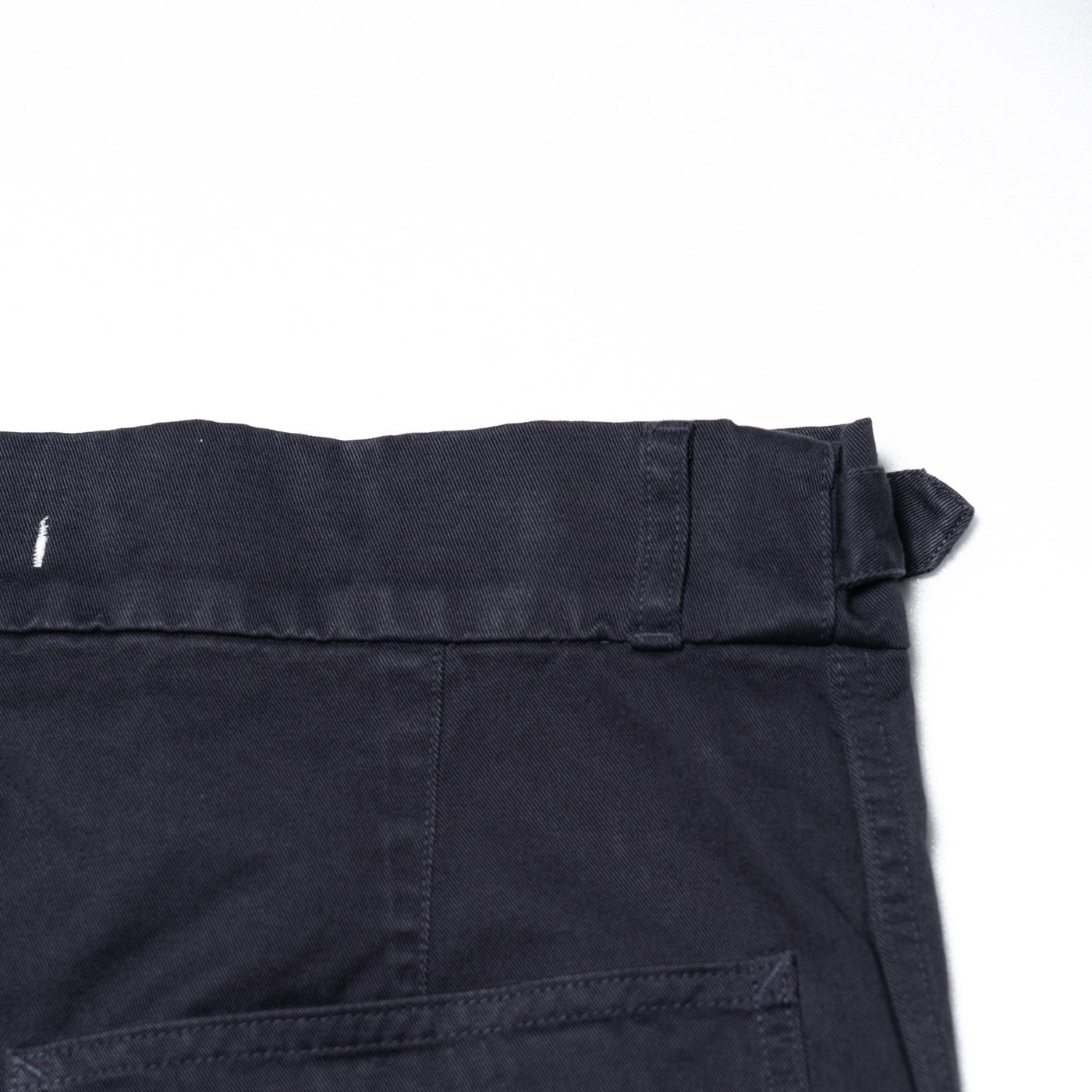 Y * ORGANIC COTTON CHINO ADJUSTER TROUSER(2色展開)