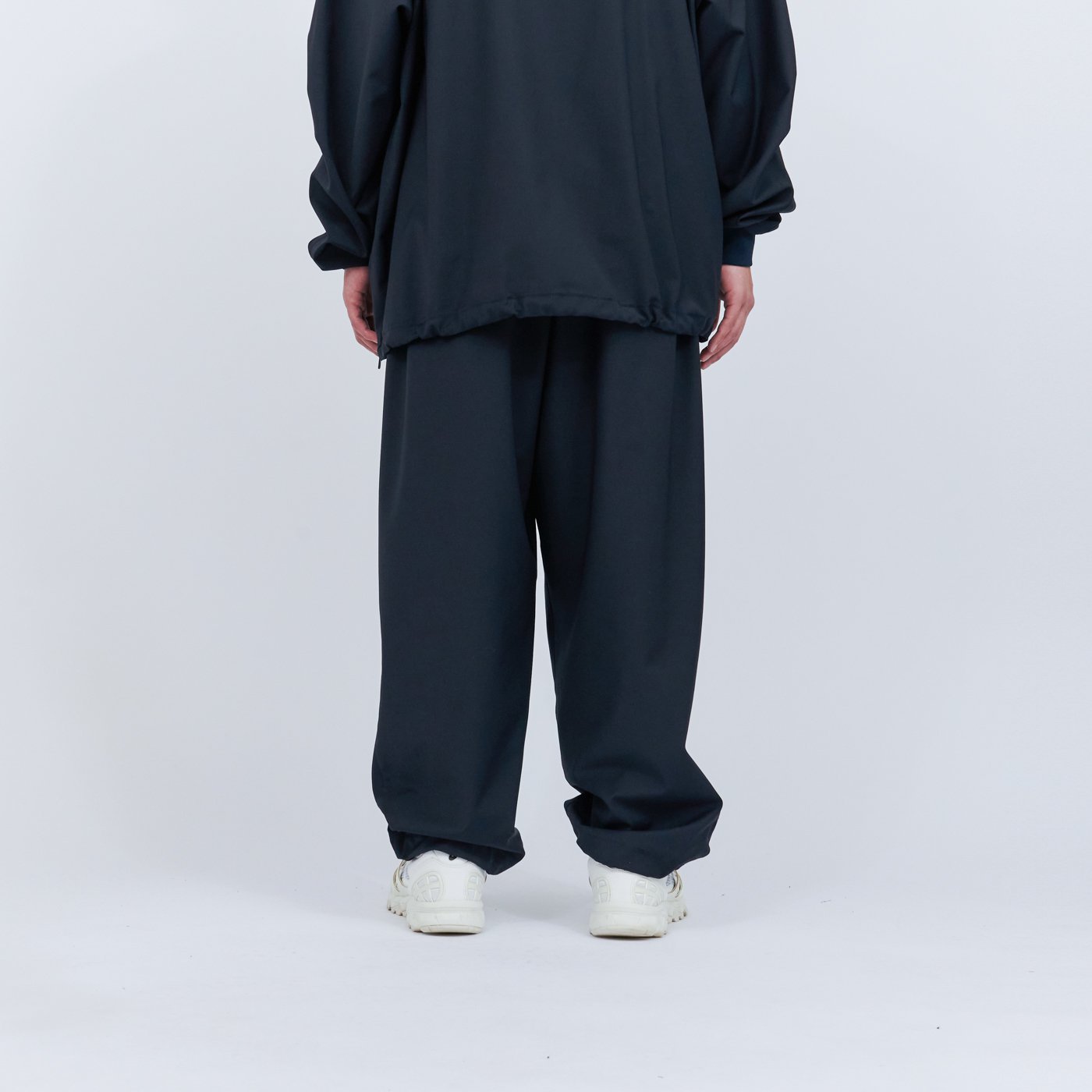 UNTRACE * UN-007_SS24 WASHABLE TROPICAL TAPERED PANTS(2Ÿ)