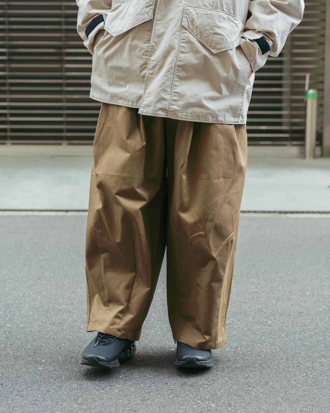 is-ness (イズネス) BALLOON EZ PANTS / バルーンイージｰパンツ