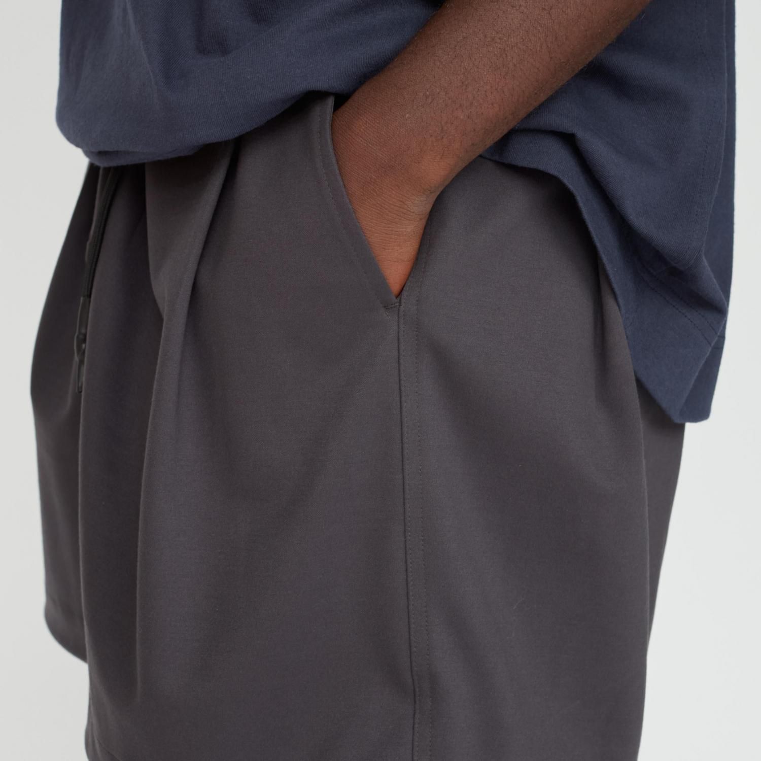 UNTRACE * _157 Knee Shorts(2Ÿ)