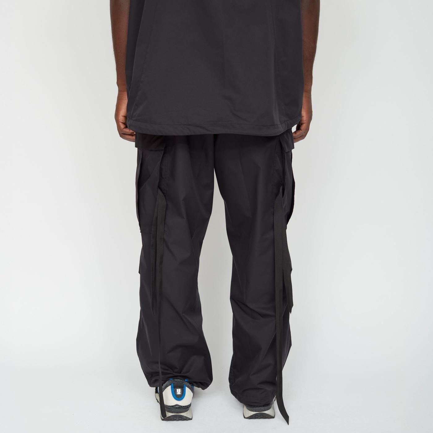 UNTRACE * _161 Over Pants * Black