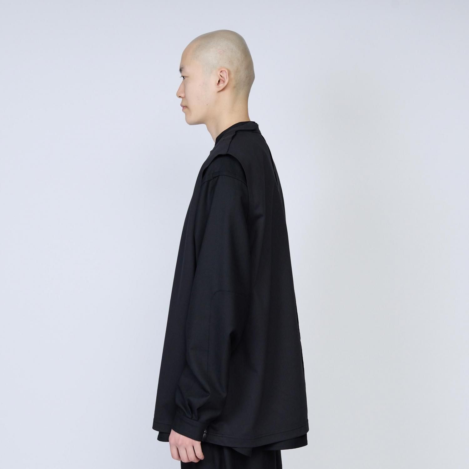 UNTRACE * _204 No Sleeve Vest(2Ÿ)