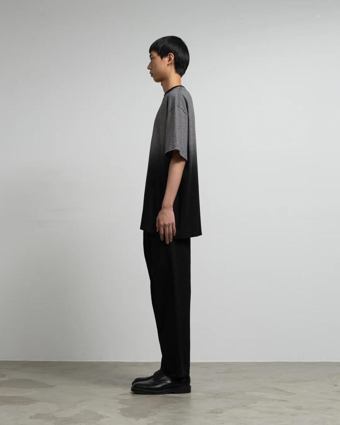 Graphpaper * GU253-70512 Gradient Border S/S Tee * Black