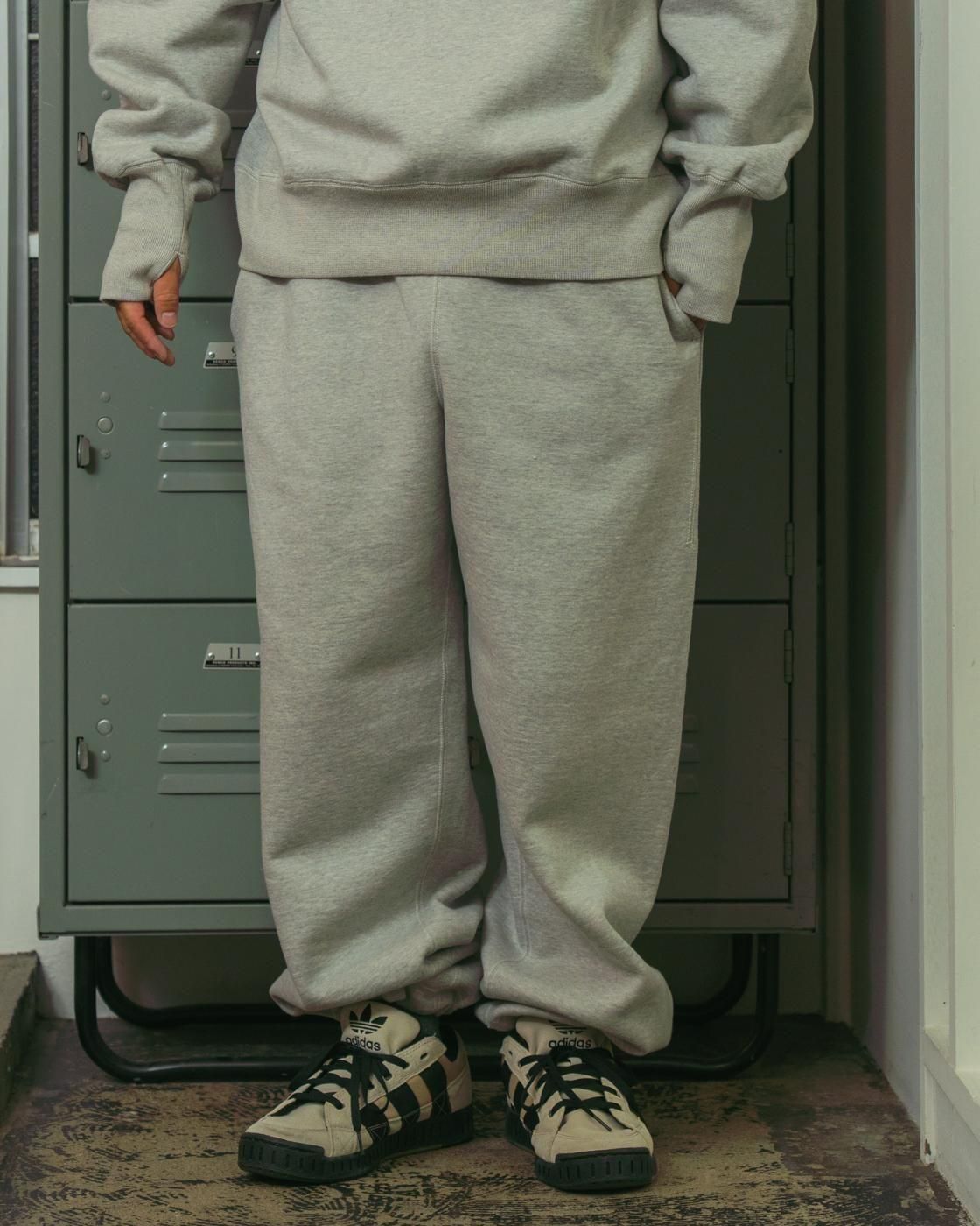 Unlikely * U25F-24-0005 Unlikely Simple Sweat Pants (2Ÿ)