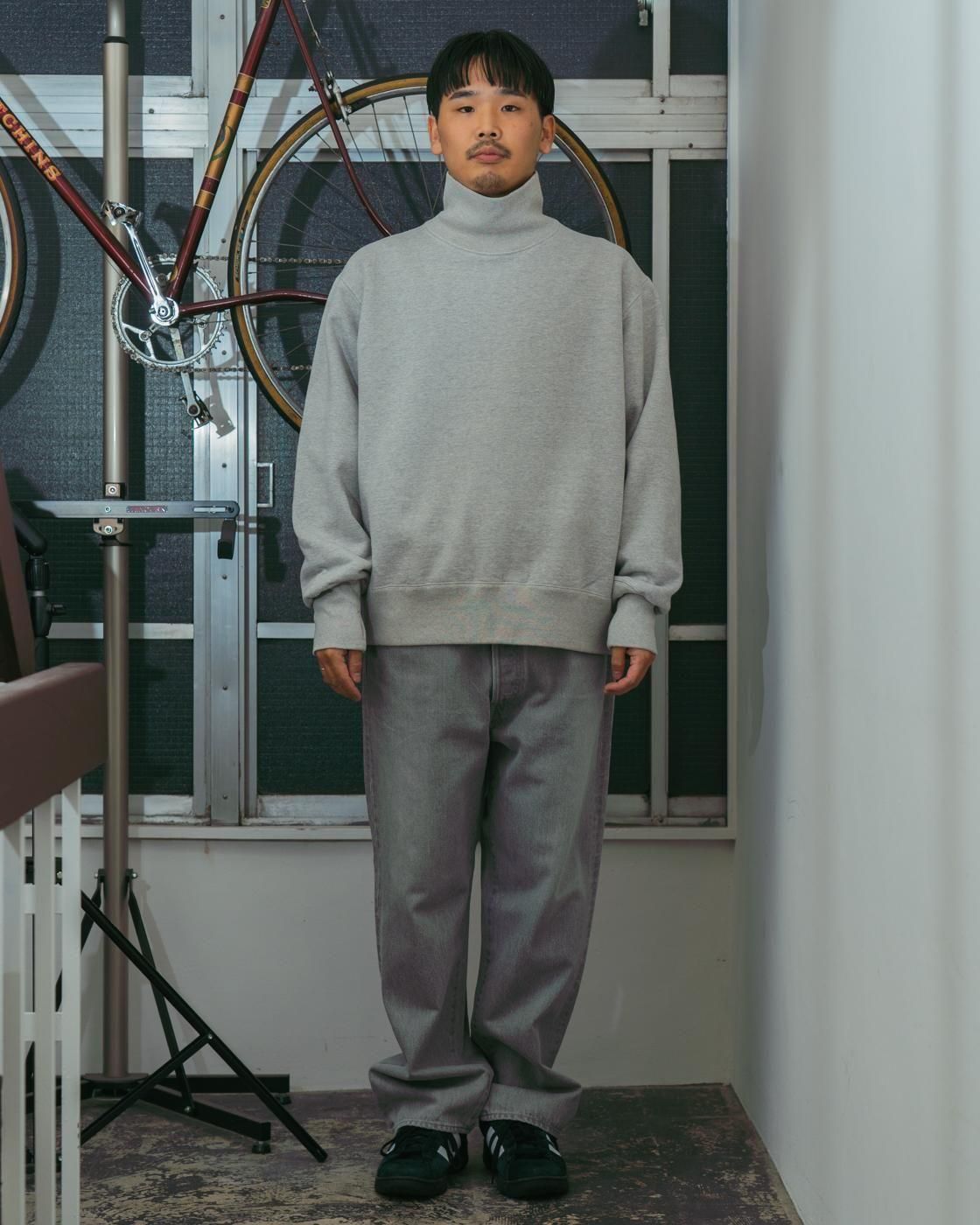 Unlikely * U25F-13-0004 Unlikely Simple Sweat Turtle Neck(2色展開)