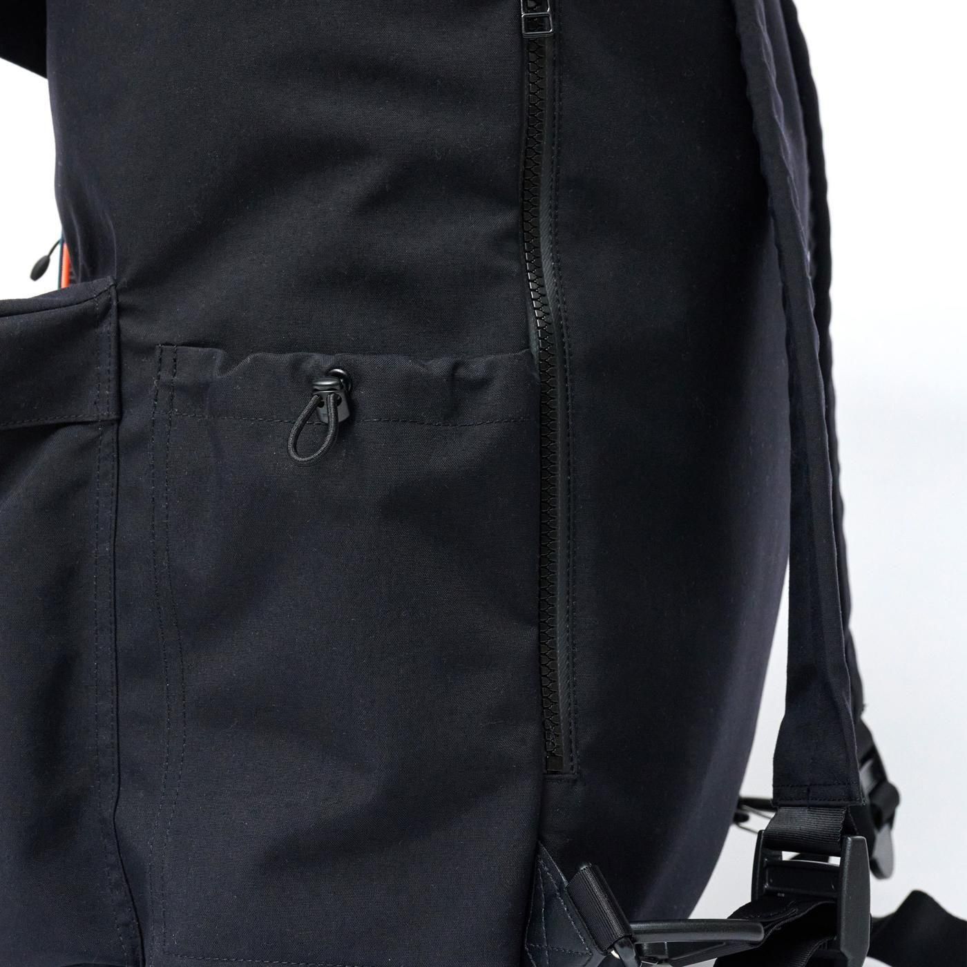 UNTRACE * _218 Knap Pack(2色展開)