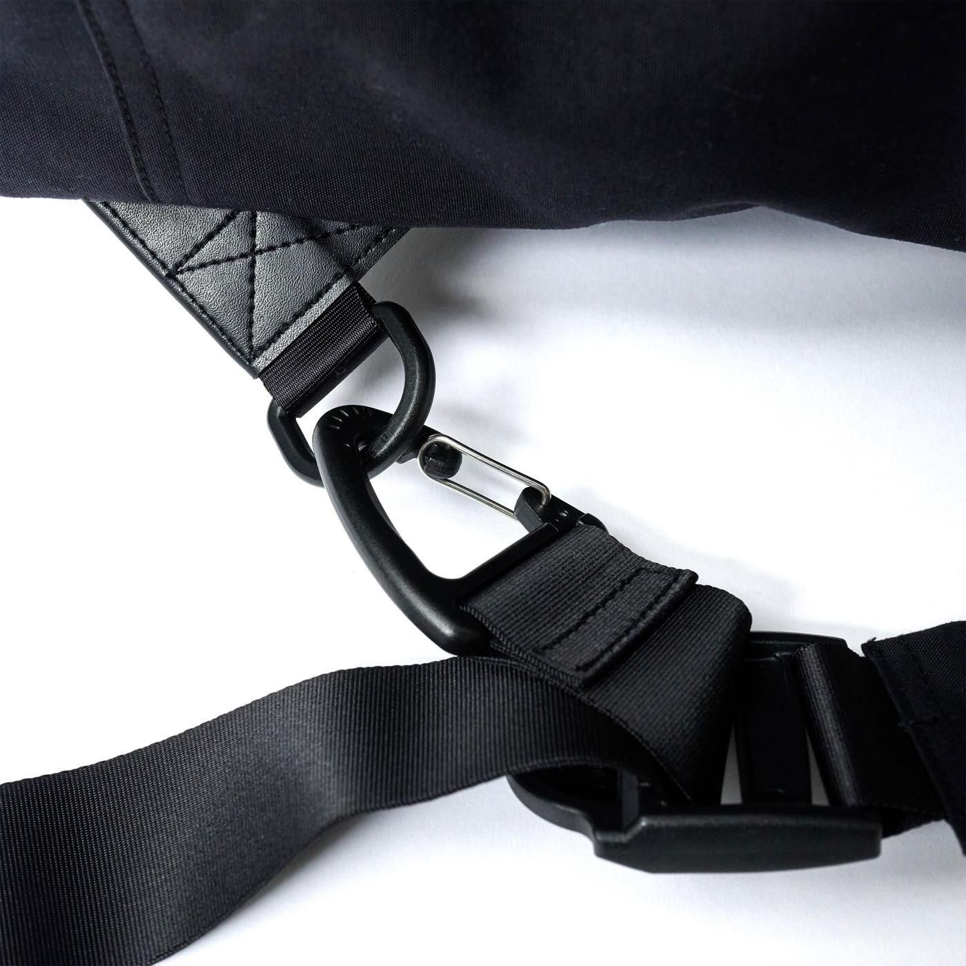 UNTRACE * _218 Knap Pack(2色展開)