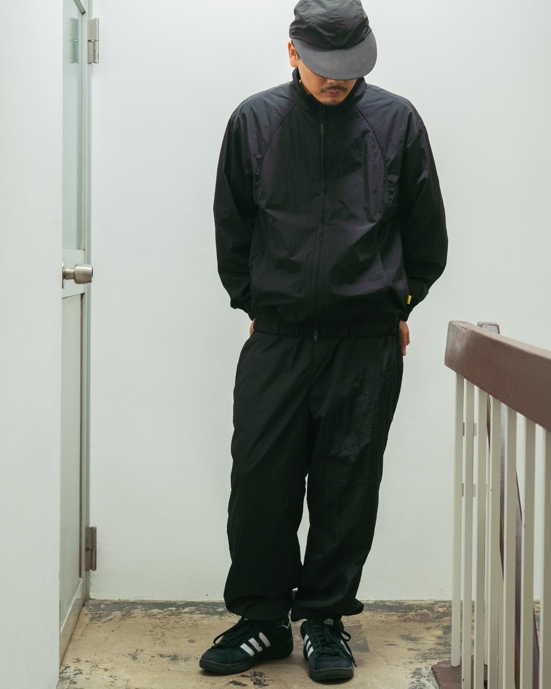 FARAH * FR0502-M1017 Nylon Piping Track Jacket * Black