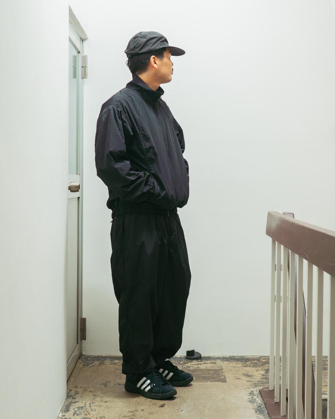 FARAH * FR0502-M4026 Nylon Piping Jogger Pants * Black