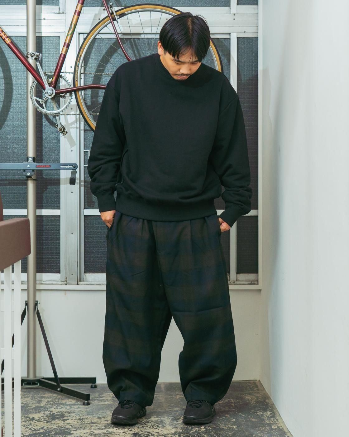 is-ness * TECH TWEED DARTS PANTS(2色展開)