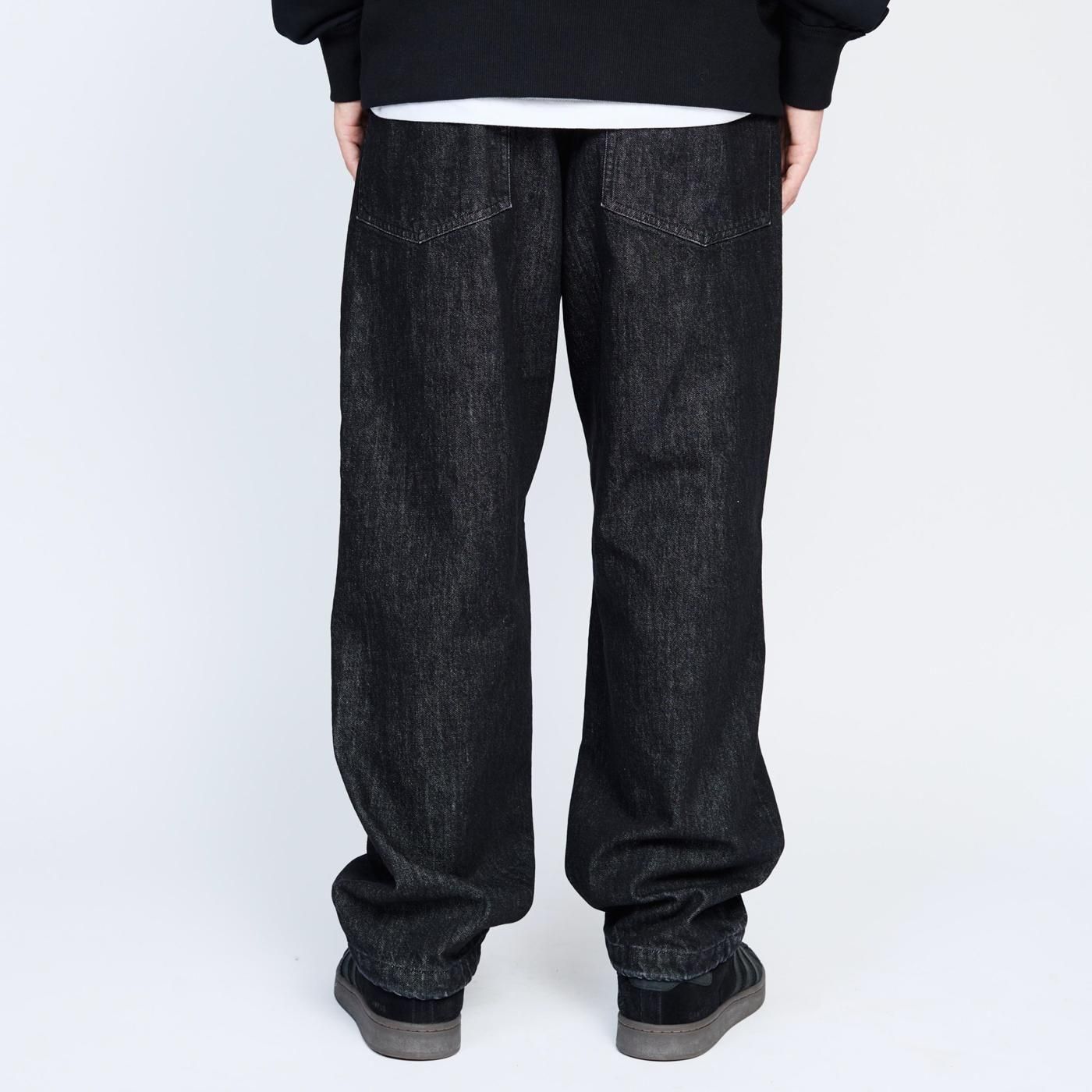 UNTRACE * _146 Straight Denim Pants * Black