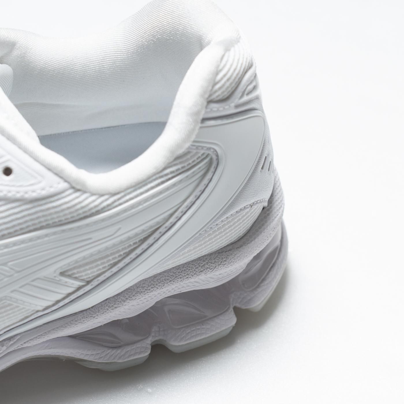 COMME des GARCONS SHIRT * FP-K101 25AW Collection CDG SHTASICS GEL-KAYANO14 * White