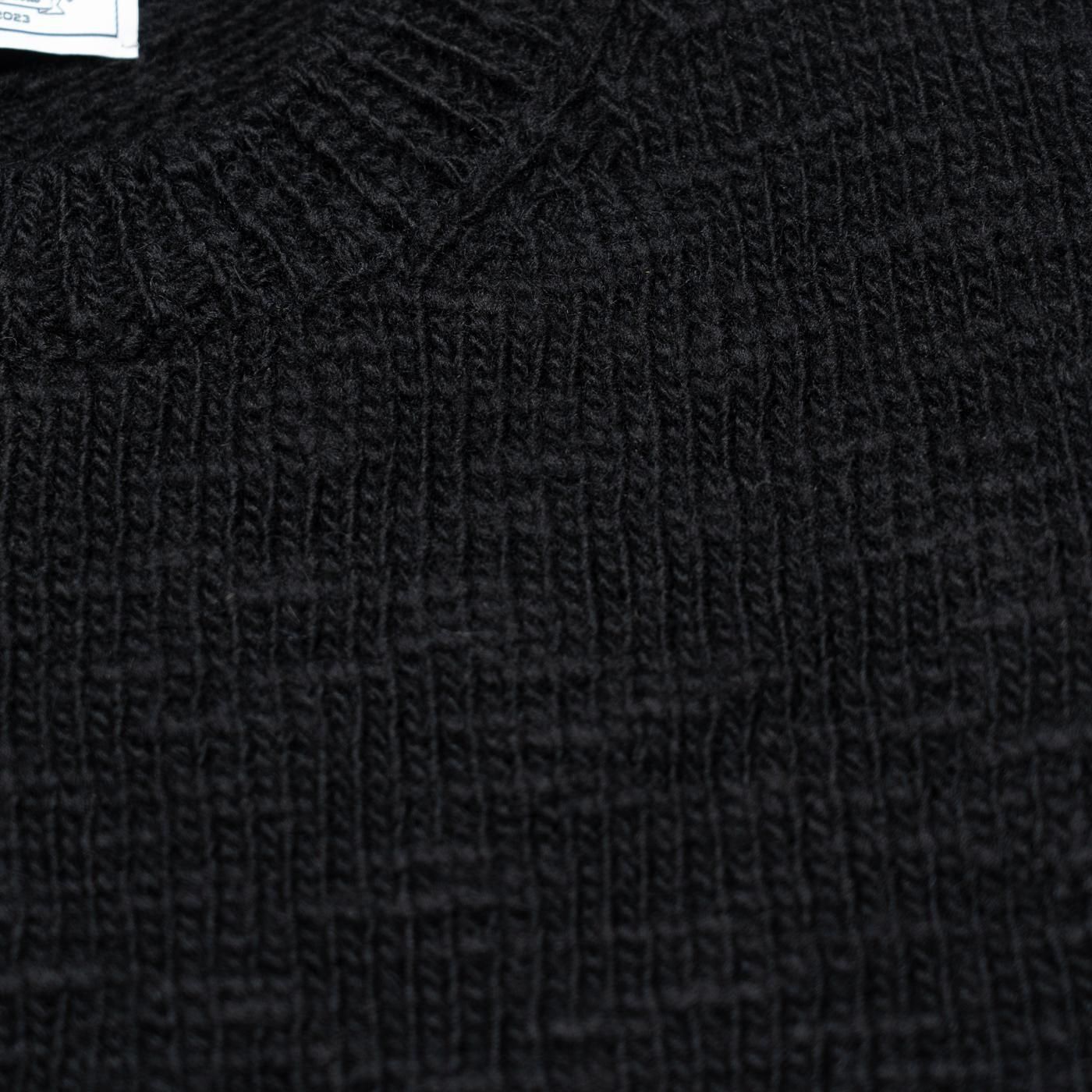 Unlikely * U25F-15-0004 Unlikely Yeti Sweater(2Ÿ)
