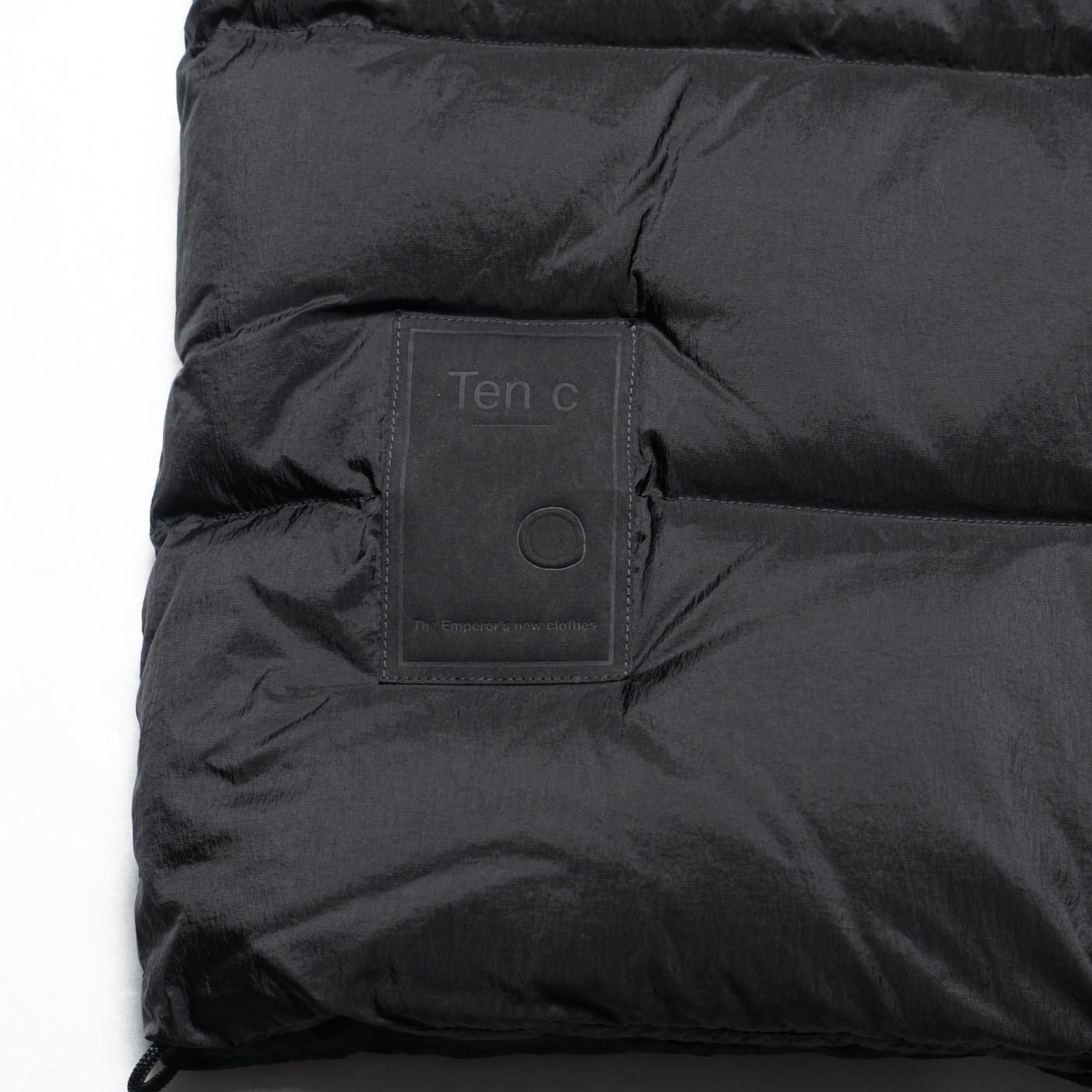 Ten-c * 25CTCUX03003 ANTARCTIC COMBO DOWN VEST * Black(999)