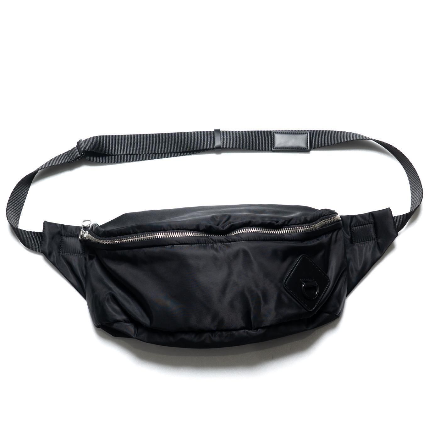 PEACEMAKER oamc * PADDED WAISTBAG(2色展開)