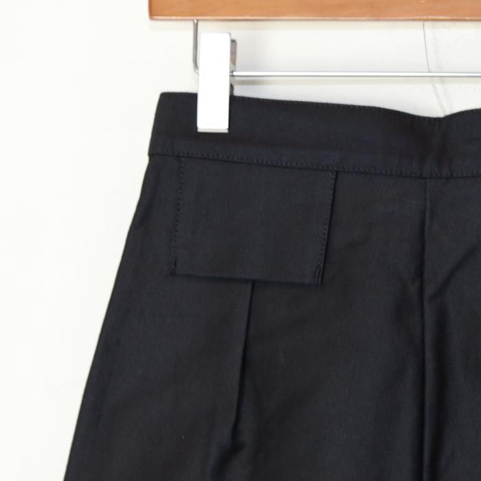 TUKISOLD OUT * Tapered Pants * Black