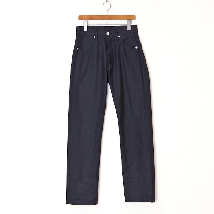 TUKISOLD OUT * Duck Tail Pants * Black