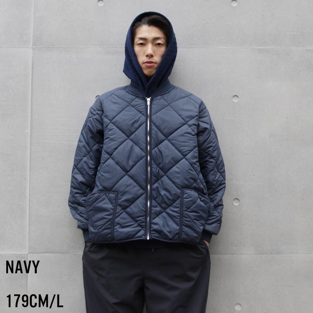 TaylorMade ネイビー キルティングジャケット XO TaylorMade ネイビー キルティングジャケット XO TaylorMade ネイビー