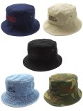 <img class='new_mark_img1' src='https://img.shop-pro.jp/img/new/icons8.gif' style='border:none;display:inline;margin:0px;padding:0px;width:auto;' />[FLASH POINT] FLASH 95 BOMB EMB BUCKET HAT