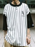 <img class='new_mark_img1' src='https://img.shop-pro.jp/img/new/icons8.gif' style='border:none;display:inline;margin:0px;padding:0px;width:auto;' />[SUBCIETY] HENLY NECK BASEBALL TEE(BK)