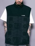 <img class='new_mark_img1' src='https://img.shop-pro.jp/img/new/icons8.gif' style='border:none;display:inline;margin:0px;padding:0px;width:auto;' />[SUBCIETY] STAND NECK VEST(BK/PA)
