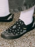 <img class='new_mark_img1' src='https://img.shop-pro.jp/img/new/icons8.gif' style='border:none;display:inline;margin:0px;padding:0px;width:auto;' />[SUBCIETY] BANDANA MARIA SLIP-ON(BK/BK)