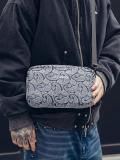 <img class='new_mark_img1' src='https://img.shop-pro.jp/img/new/icons8.gif' style='border:none;display:inline;margin:0px;padding:0px;width:auto;' />[SUBCIETY] PAISLEY JAQUARD SHOULDER BAG