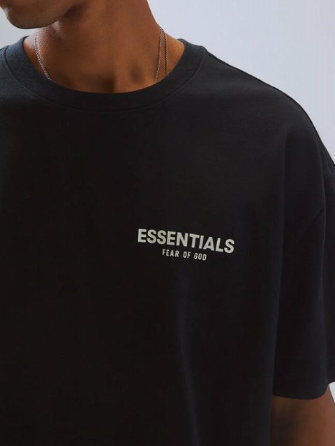 FOG ESSENTIALS/Fear Of God Essentials Boxy Logo T-Shirt