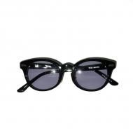 M THE MOSS sunglassesGROOVER  M<img class='new_mark_img2' src='https://img.shop-pro.jp/img/new/icons1.gif' style='border:none;display:inline;margin:0px;padding:0px;width:auto;' />