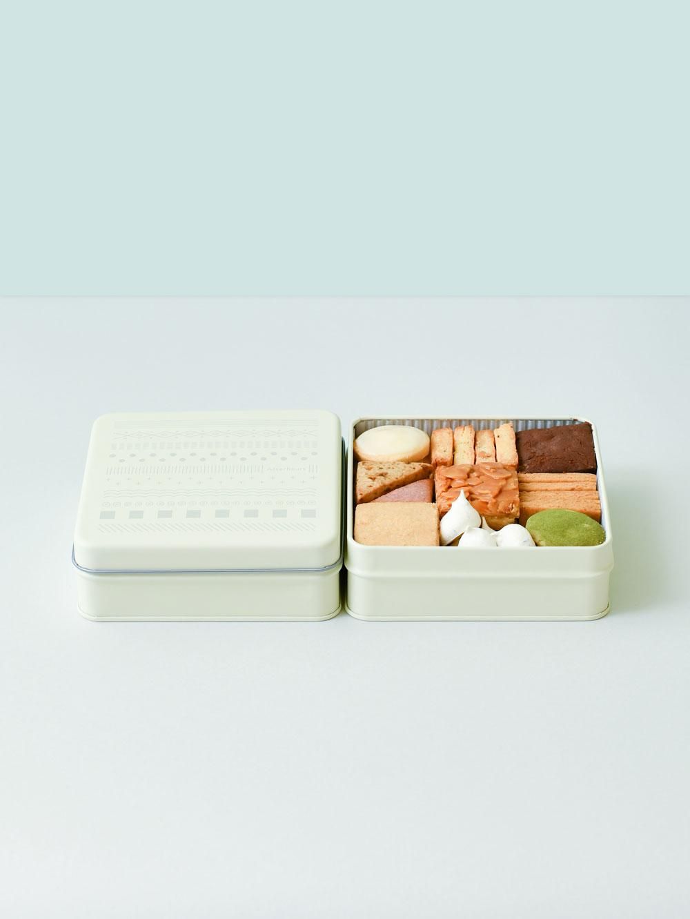クッキー缶(グレイ)<img class='new_mark_img2' src='https://img.shop-pro.jp/img/new/icons56.gif' style='border:none;display:inline;margin:0px;padding:0px;width:auto;' />