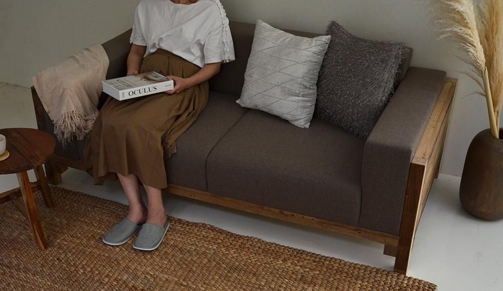 オールドエルム・ソファ 2人掛け《ムーウェン》 90984｜オリジナル家具