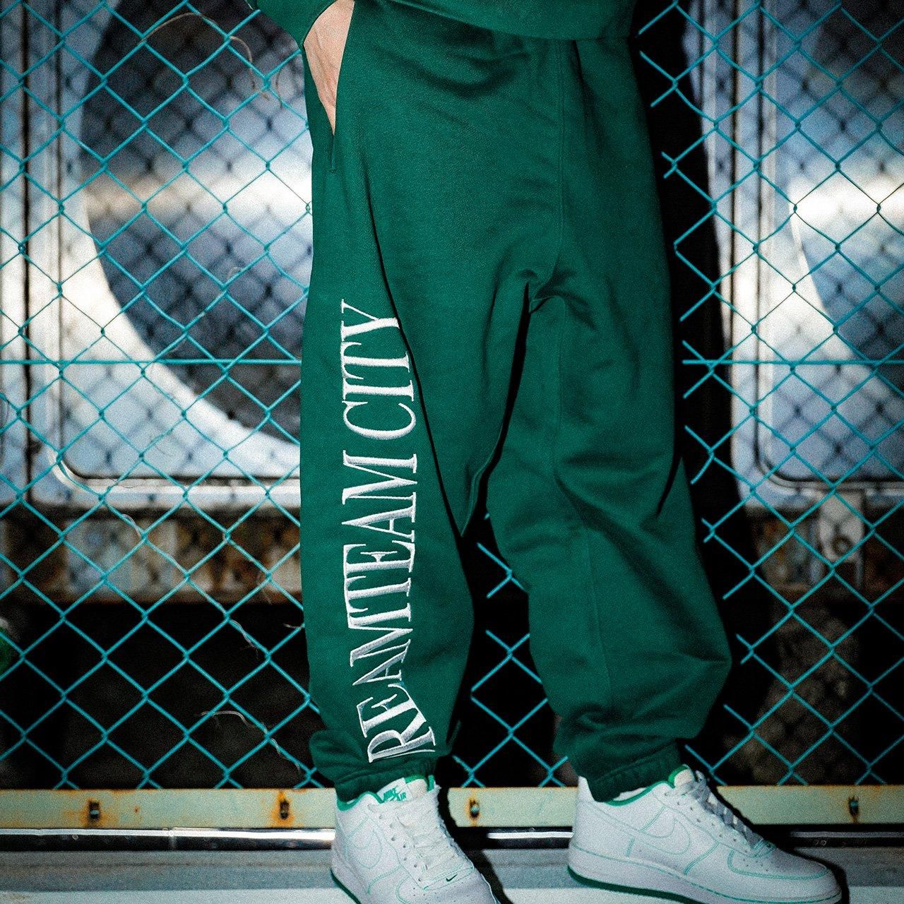 DREAMTEAM CITY 16oz Heavy Sweat Pants - DREAM TEAM ONLINE SHOP