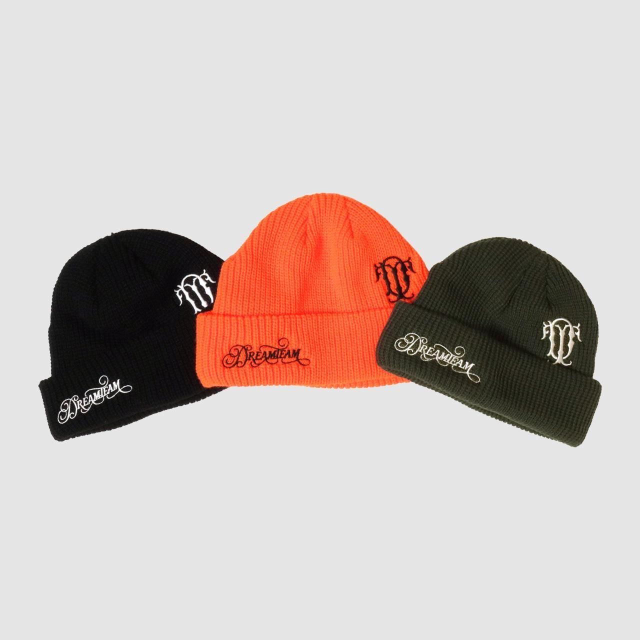 <img class='new_mark_img1' src='https://img.shop-pro.jp/img/new/icons21.gif' style='border:none;display:inline;margin:0px;padding:0px;width:auto;' />Dreamteam Lettering Logo Short Beanie Cap