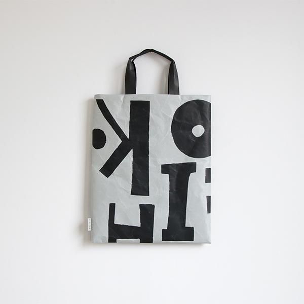 柚木沙弥郎　猫とさかな 　（大）37センチ✖️44センチ 柚木沙弥郎／柚木沙弥郎 FLAT BAG(M)- dieci｜online shop