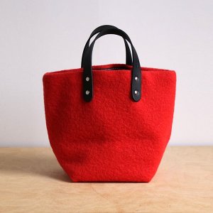 TEMBEA DELIVERY TOTE SMALL WOOL