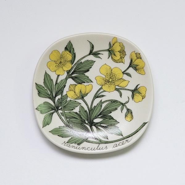 在庫有】 ARABIA ボタニカ チシマイチゴ プレート cinemusic.net