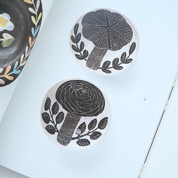 Makoto Kagoshima Ceramics/ 鹿児島 睦(サイン入)- dieci Makoto Kagoshima Ceramics/ 鹿児島 睦(サイン入)- dieci