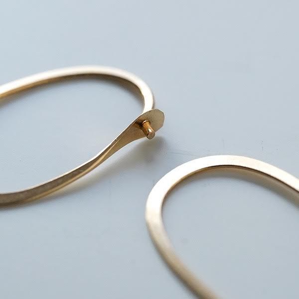 みっちゃんさま専用メリッサ ジョイ マニング K14 Long Oval Long Oval Hoops (Melissa Joy Manning) - SOURCE objects