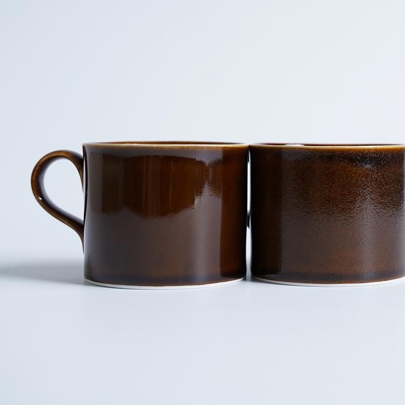Jonas Lindholm／Axel マグカップ（ブラウン）- dieci｜online shop