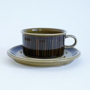 陶器路面電車　 ダークグレー 約10cm x 16cm✖️15cm 陶器路面電車 ダークグレー 約10cm x 16cm✖️15cm