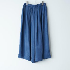 <img class='new_mark_img1' src='https://img.shop-pro.jp/img/new/icons38.gif' style='border:none;display:inline;margin:0px;padding:0px;width:auto;' />GALLEGO DESPORTES /  large elastic culotte pants or skirt