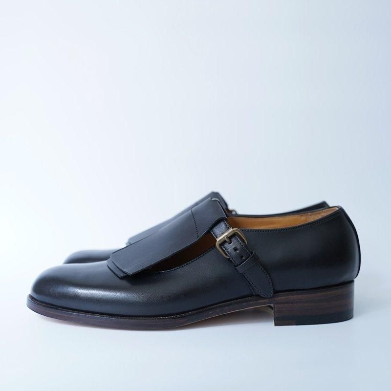 forme（フォルメ）／T strap plain toe 